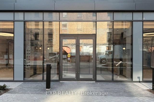 213 - 9 Tecumseth Street