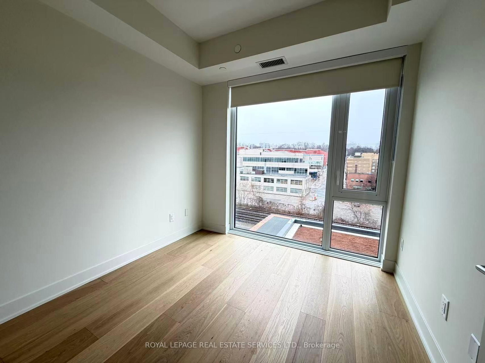 322 Dupont Street, Unit 609 - Photo 10