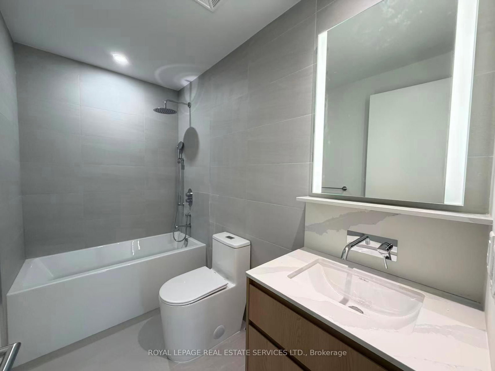 322 Dupont Street, Unit 609 - Photo 11