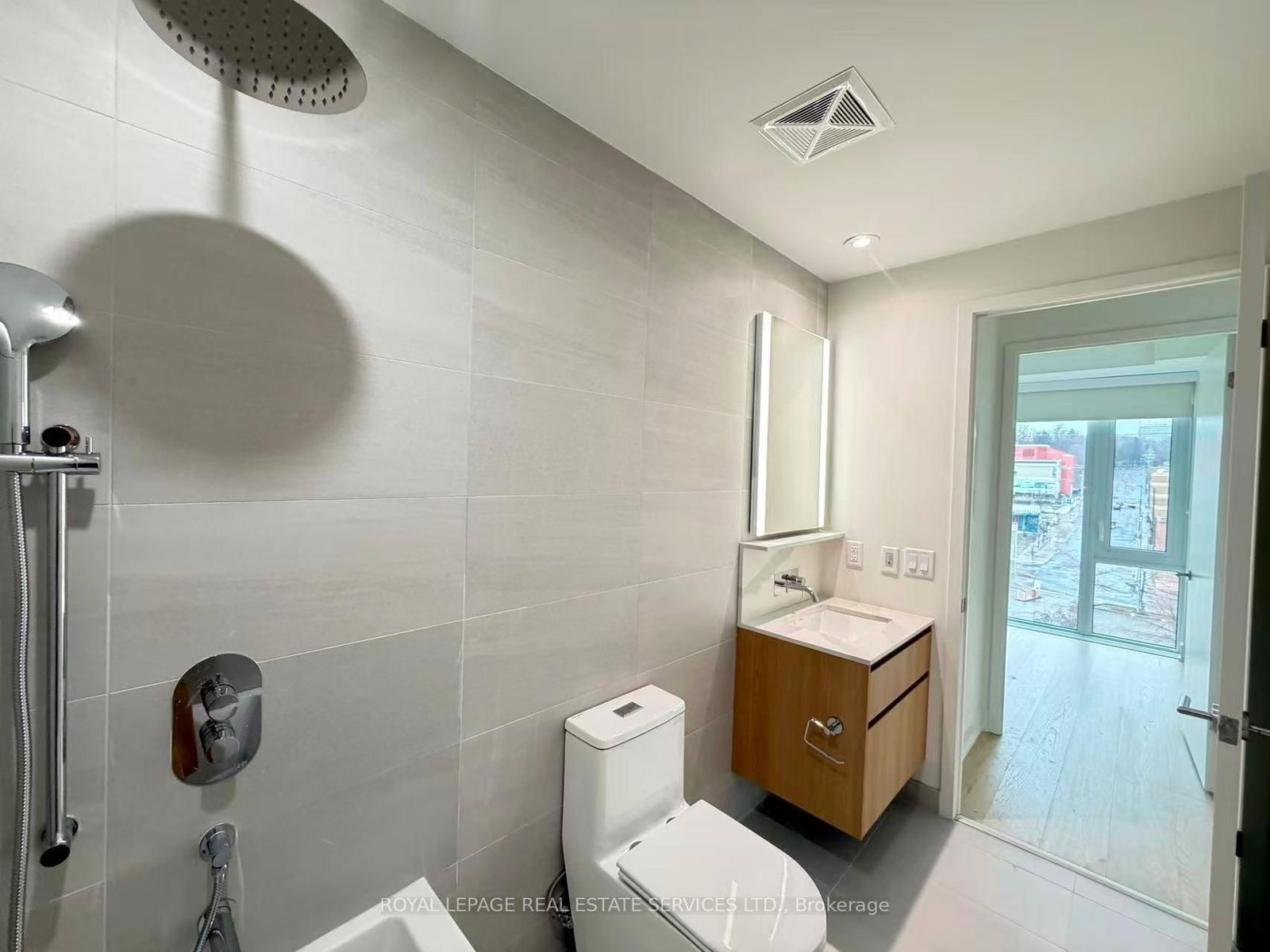 322 Dupont Street, Unit 609 - Photo 13