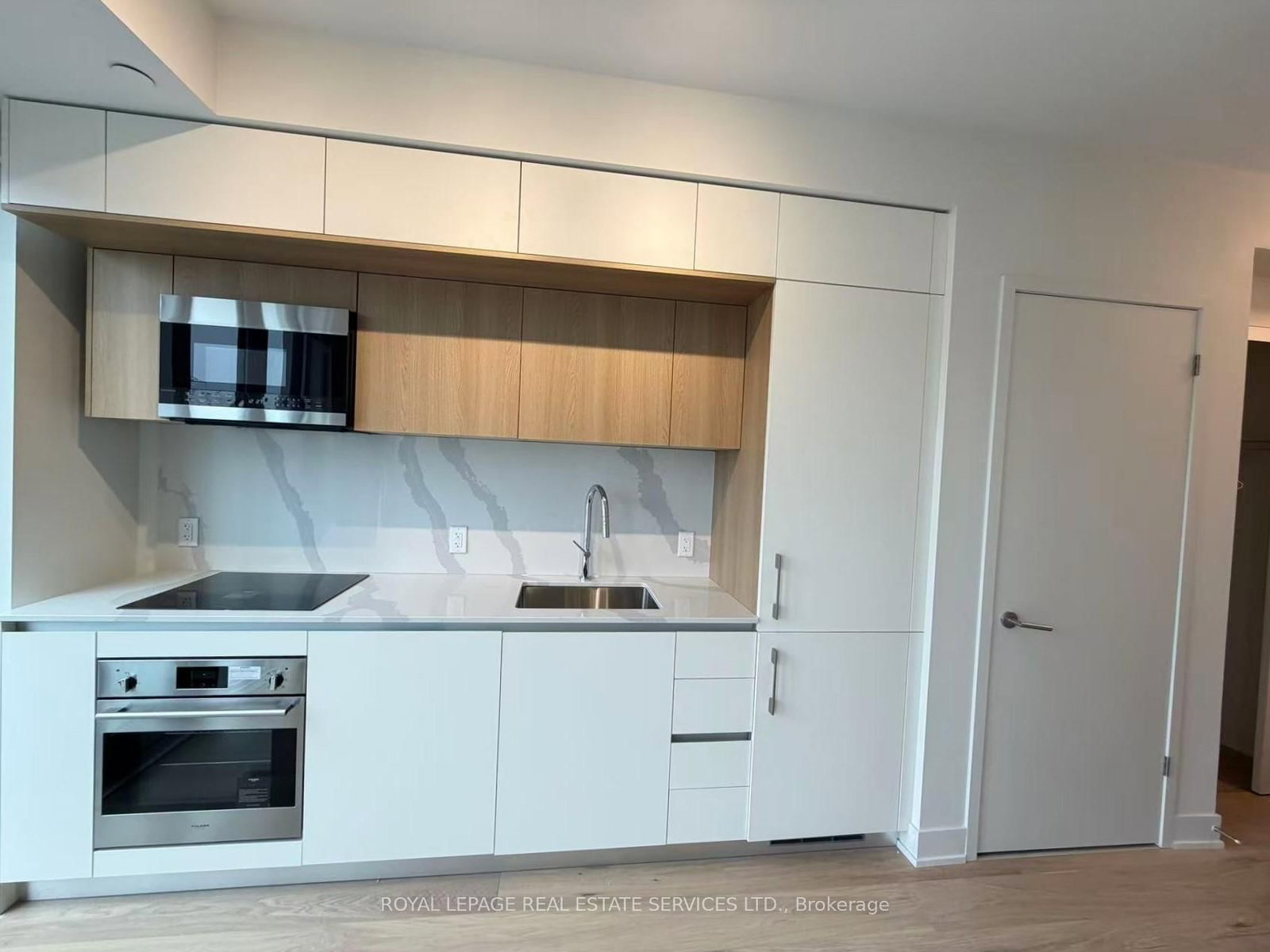 322 Dupont Street, Unit 609 - Photo 6