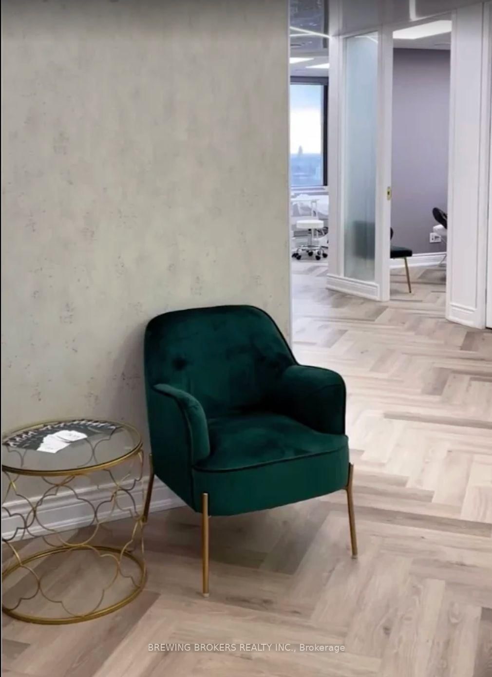 20 Eglinton Avenue W, Unit 1104 - Photo 2