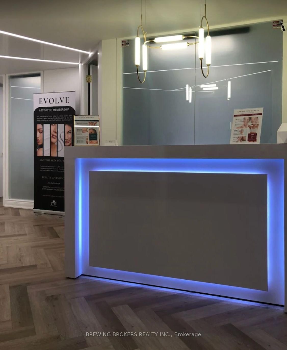 20 Eglinton Avenue W, Unit 1104 - Photo 4