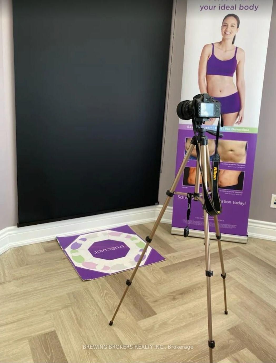 20 Eglinton Avenue W, Unit 1104 - Photo 8