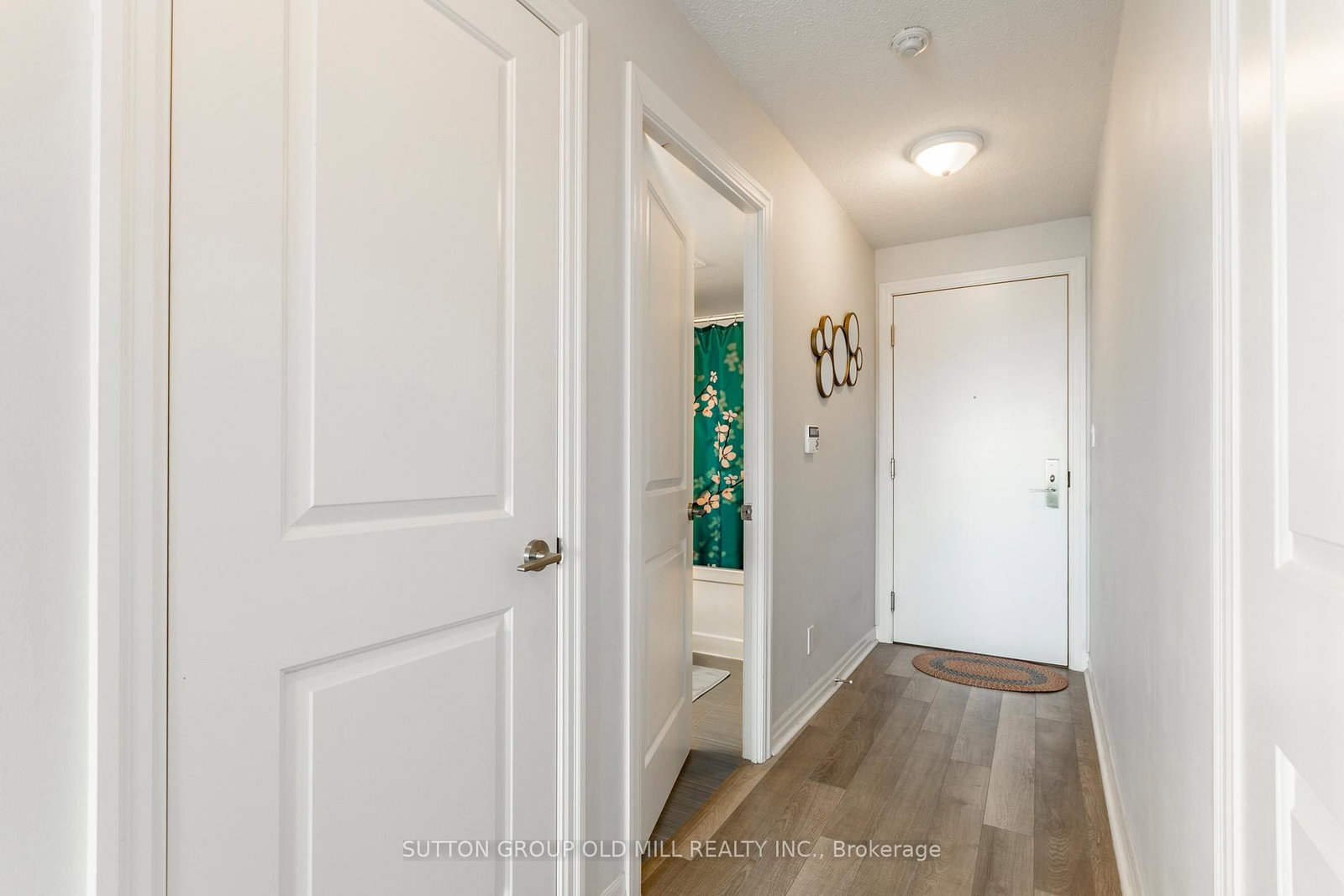 2015 Sheppard Avenue E, Unit 1909 - Photo 3