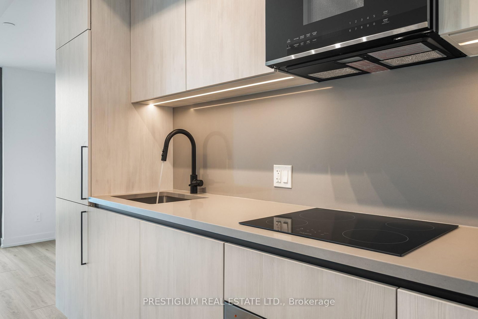 35 Parliament Street, Unit 3012 - Photo 11