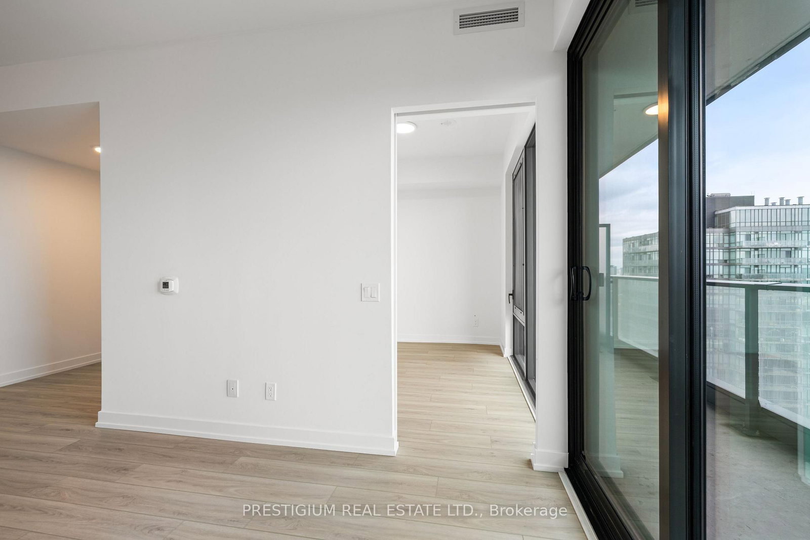 35 Parliament Street, Unit 3012 - Photo 17