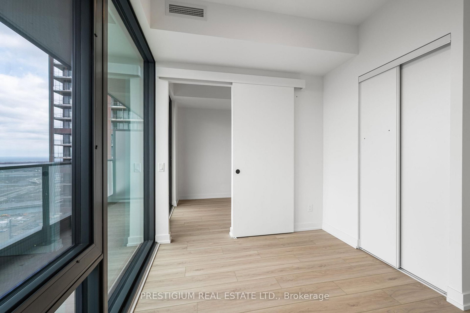 35 Parliament Street, Unit 3012 - Photo 19