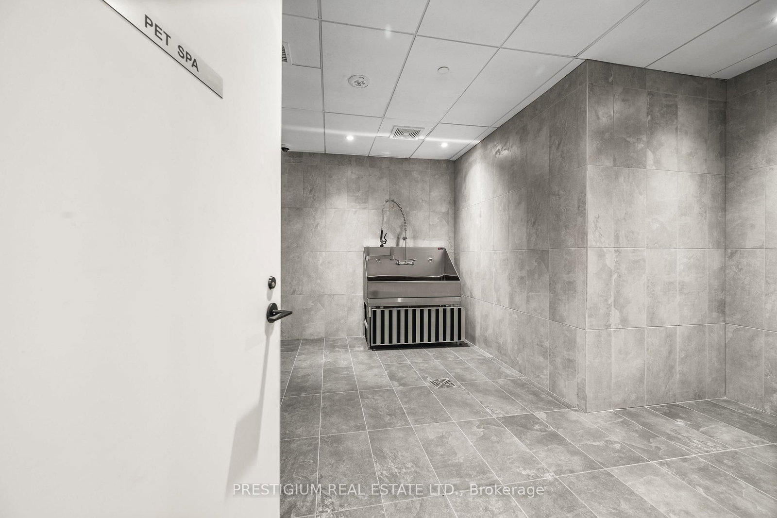 35 Parliament Street, Unit 3012 - Photo 28