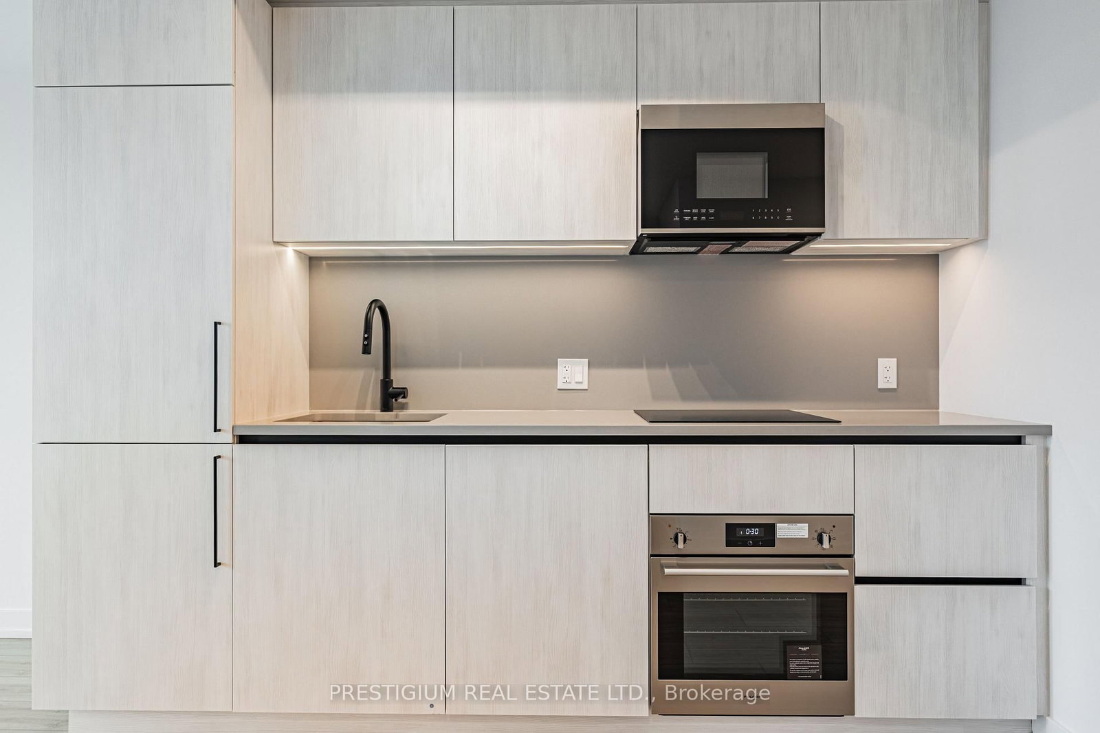 35 Parliament Street, Unit 3012 - Photo 6