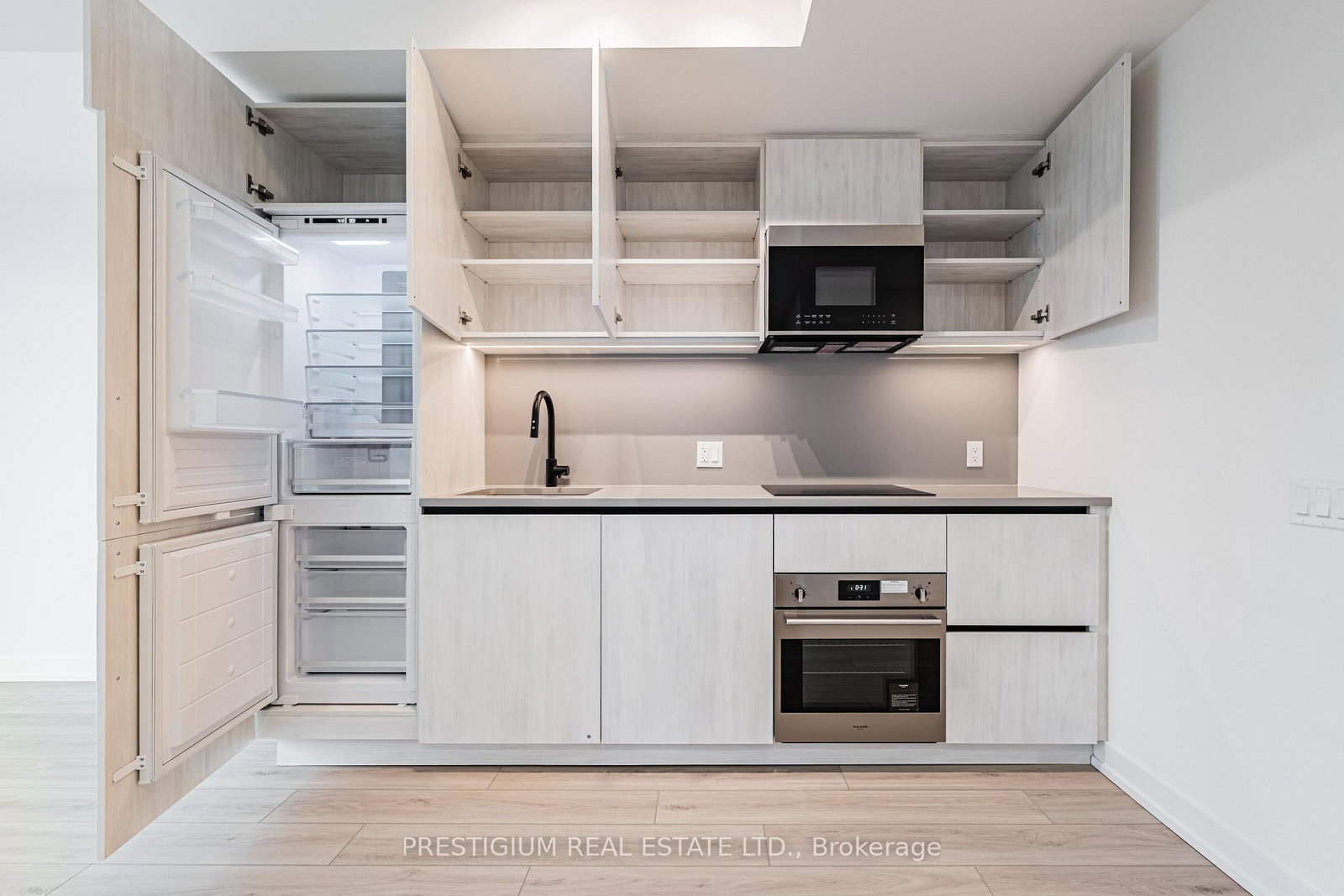 35 Parliament Street, Unit 3012 - Photo 7