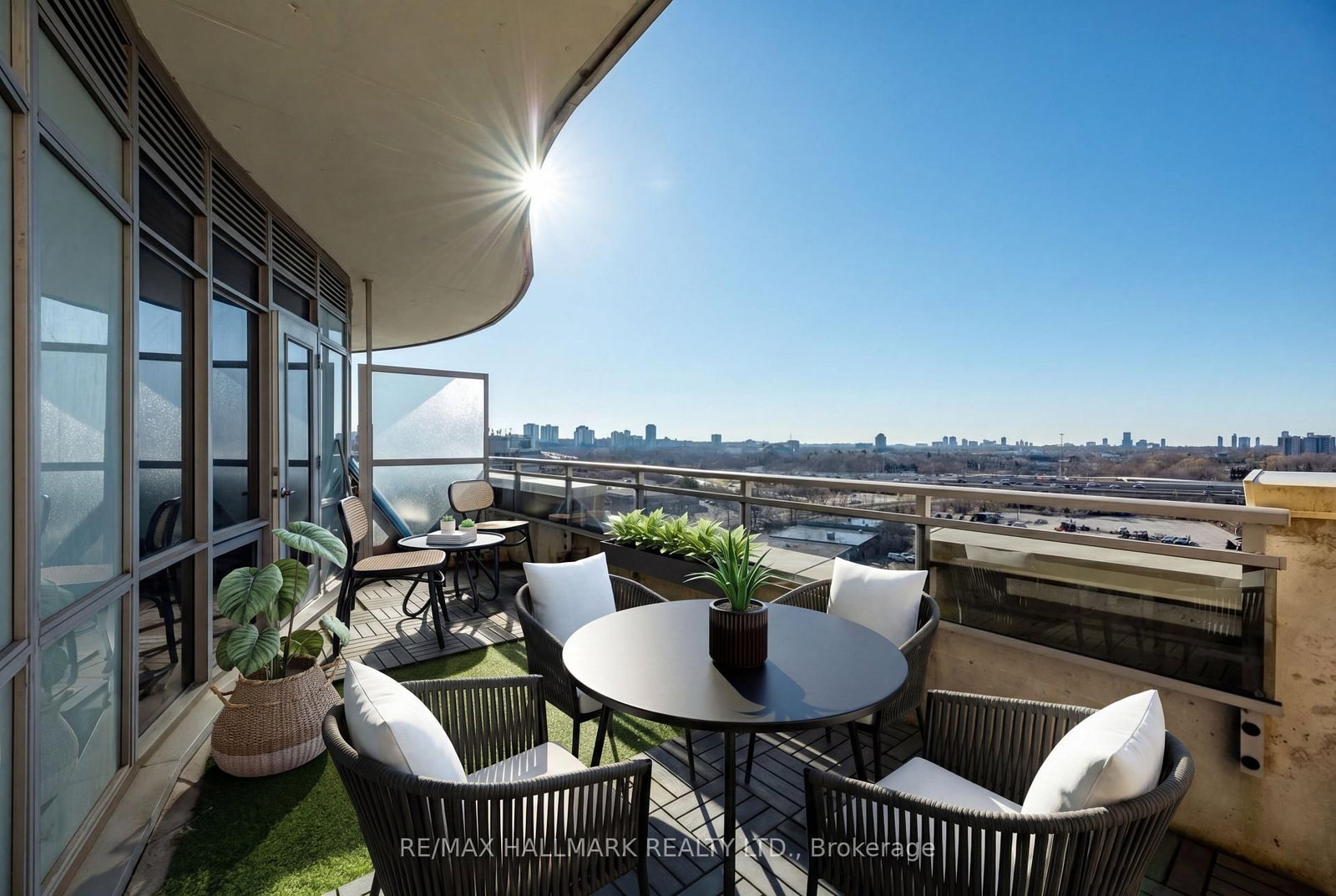 2756 Old Leslie Street, Unit 1017 - Photo 11