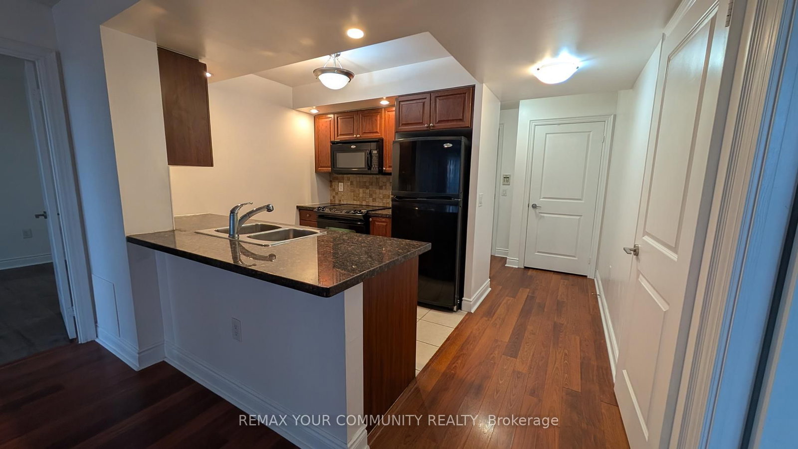 500 Doris Avenue, Unit 422 - Photo 4