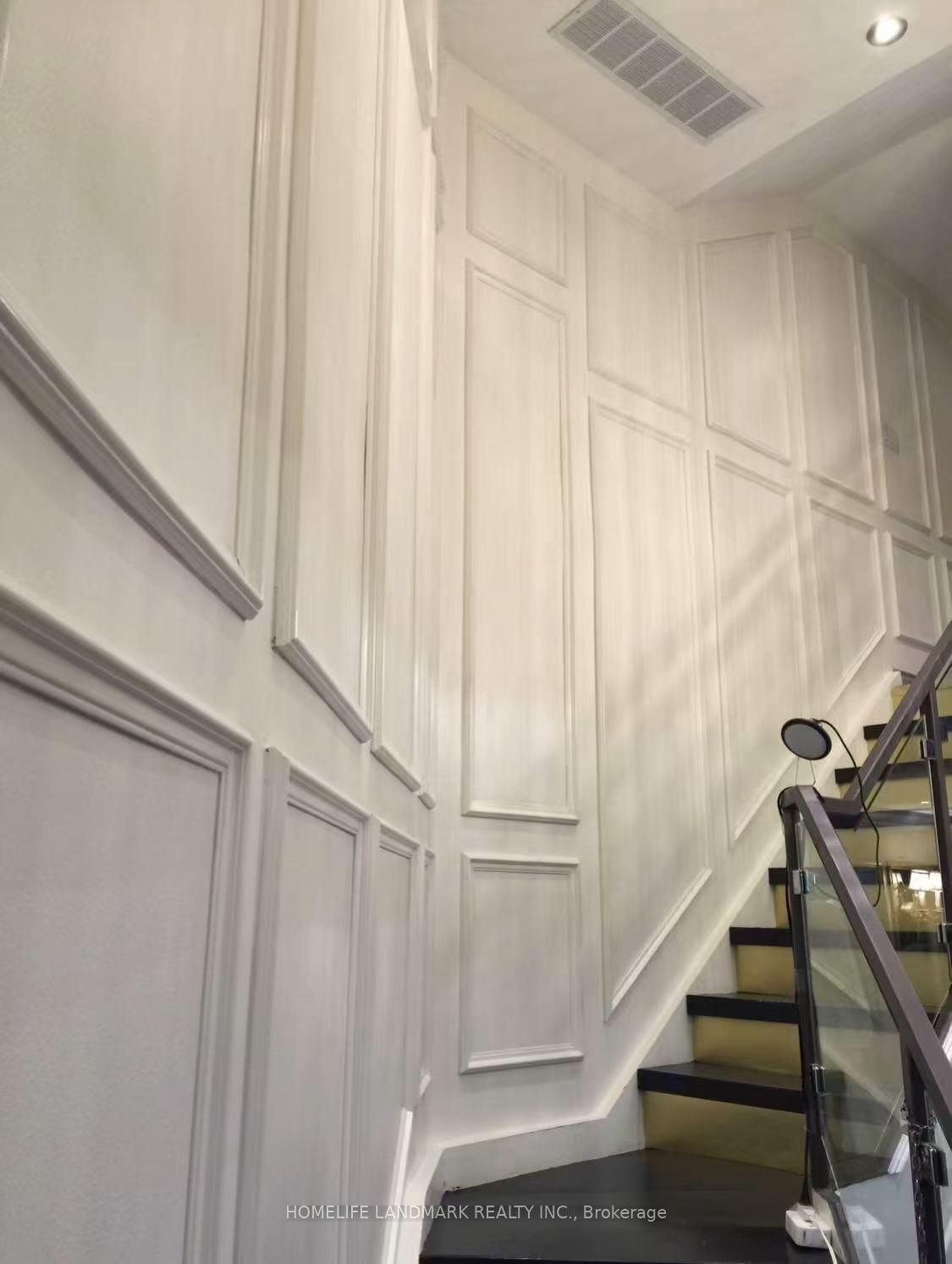 5 Northtown Way, Unit 3 - Photo 3