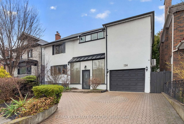 124 Lawrence Avenue E