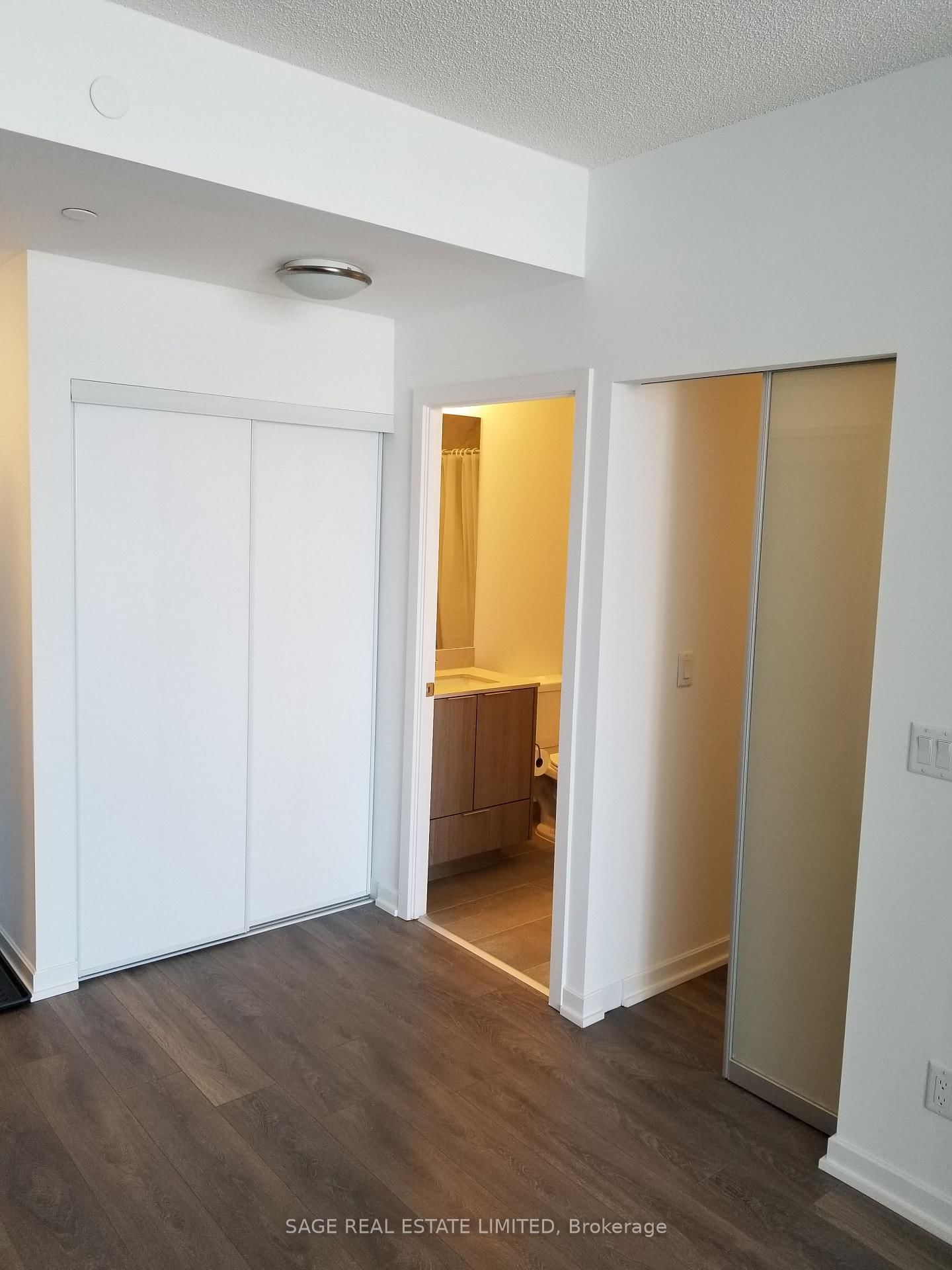 32 Forest Manor Road, Unit 2101 - Photo 7