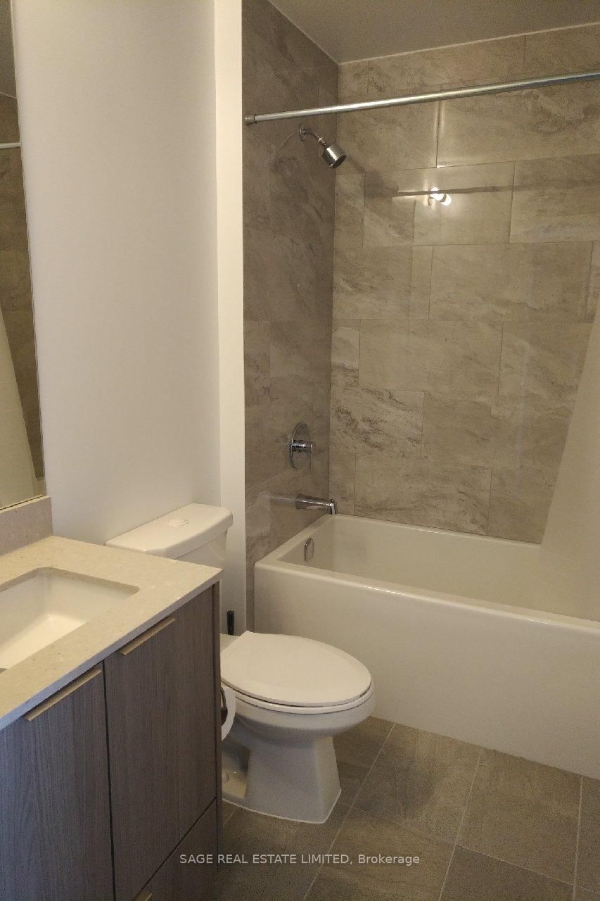 32 Forest Manor Road, Unit 2101 - Photo 9