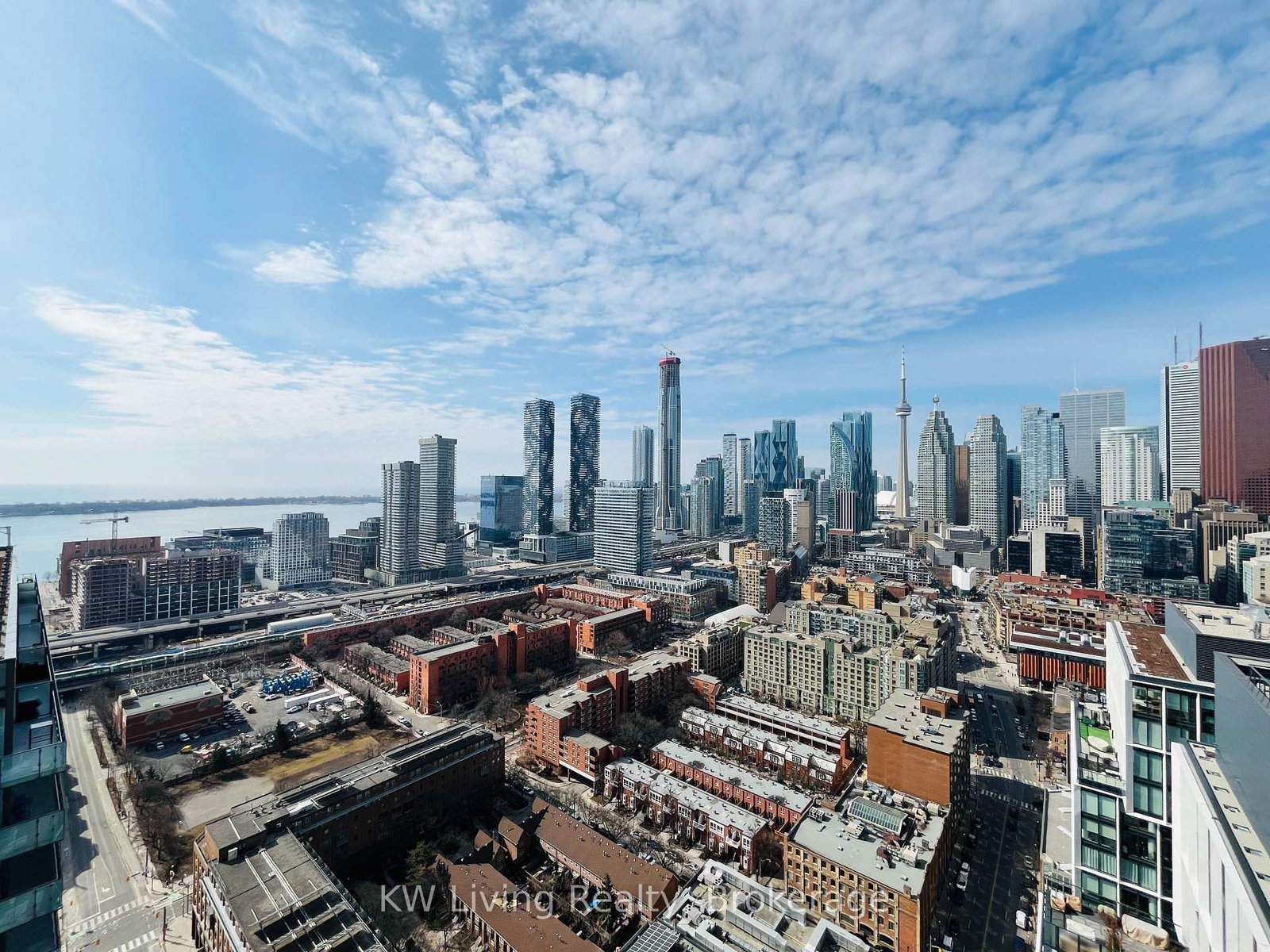 Condo for lease at 3910-180 Front Street, Toronto, Ontario, M5A 0A9 - Moss Park - MLS: C12997258