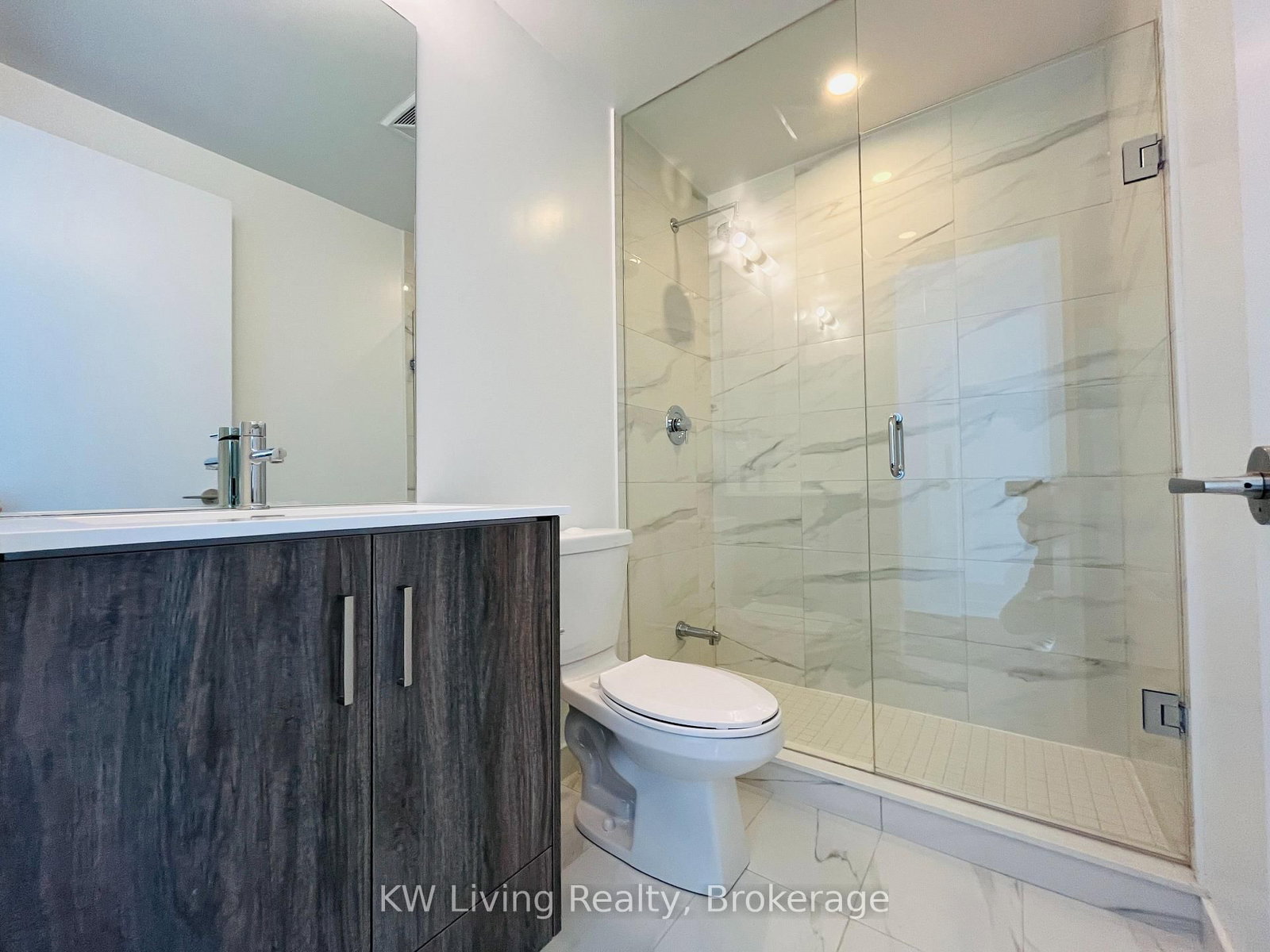 Condo for lease at 3910-180 Front Street, Toronto, Ontario, M5A 0A9 - Moss Park - MLS: C12997258