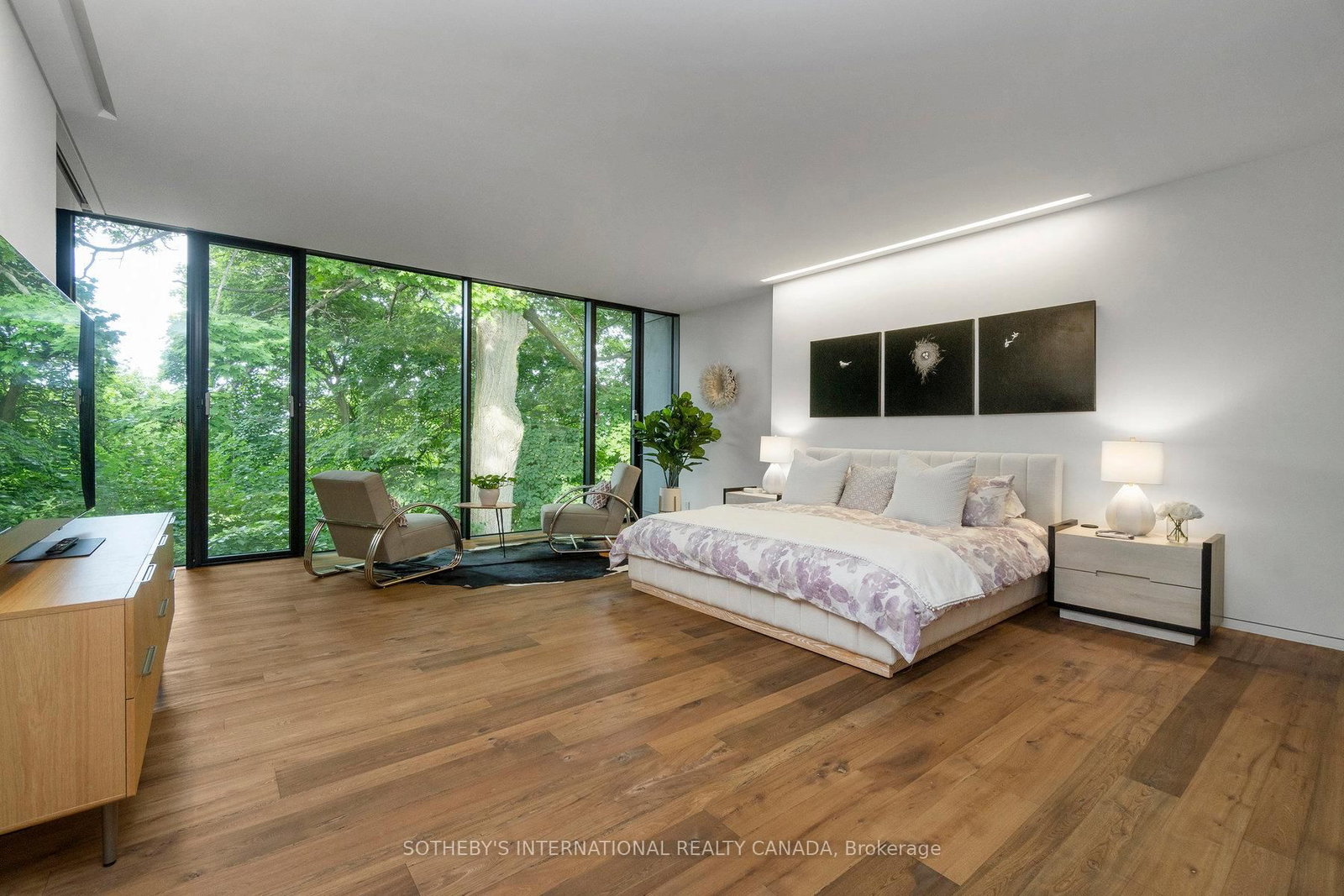 Detached House for sale at 95 Riverview Drive, Toronto, Ontario, M4N 3C6 - Lawrence Park North - MLS: C12997322