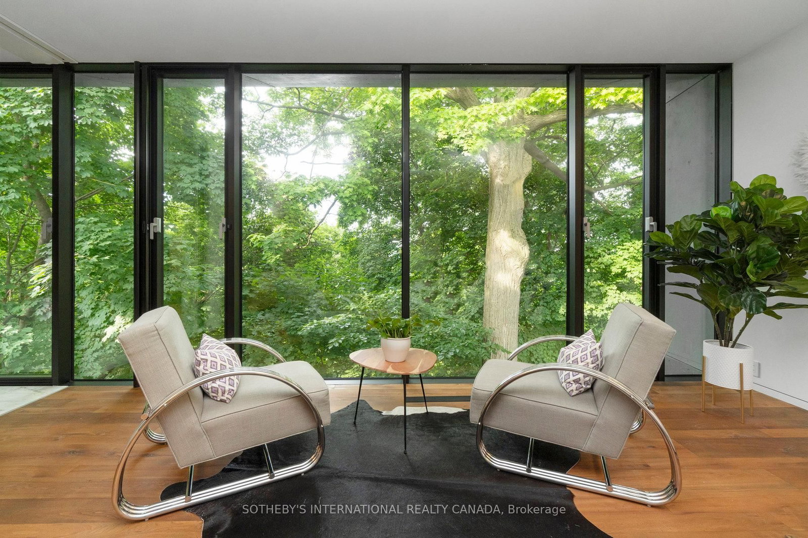 Detached House for sale at 95 Riverview Drive, Toronto, Ontario, M4N 3C6 - Lawrence Park North - MLS: C12997322