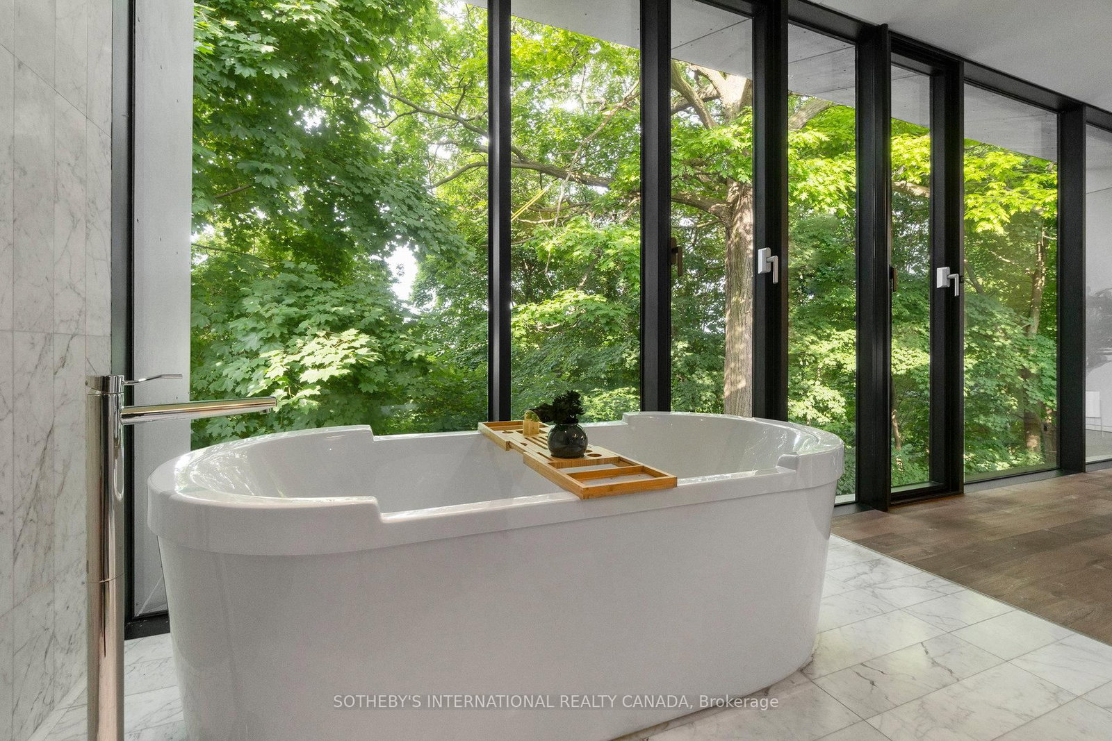 Detached House for sale at 95 Riverview Drive, Toronto, Ontario, M4N 3C6 - Lawrence Park North - MLS: C12997322