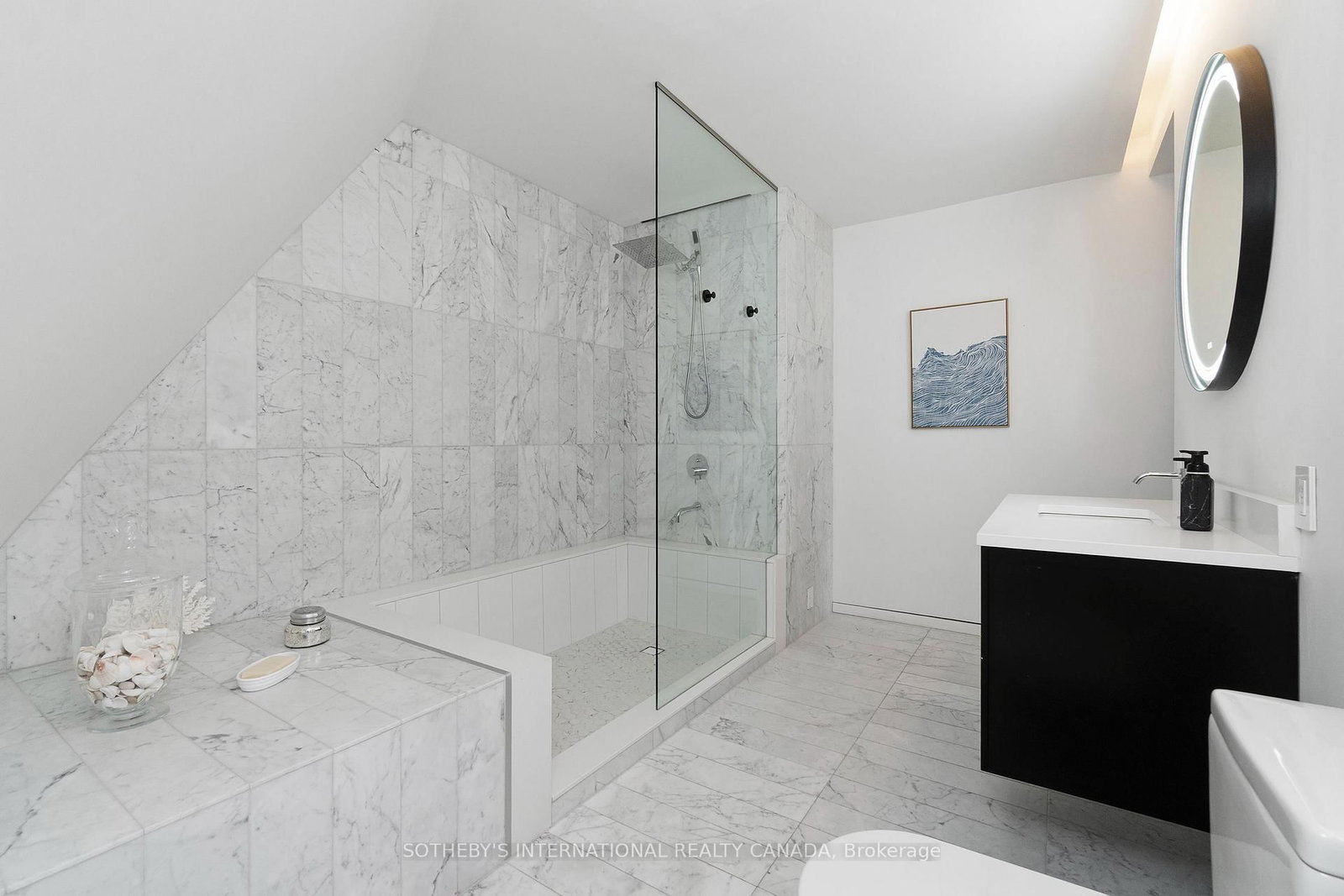 Detached House for sale at 95 Riverview Drive, Toronto, Ontario, M4N 3C6 - Lawrence Park North - MLS: C12997322