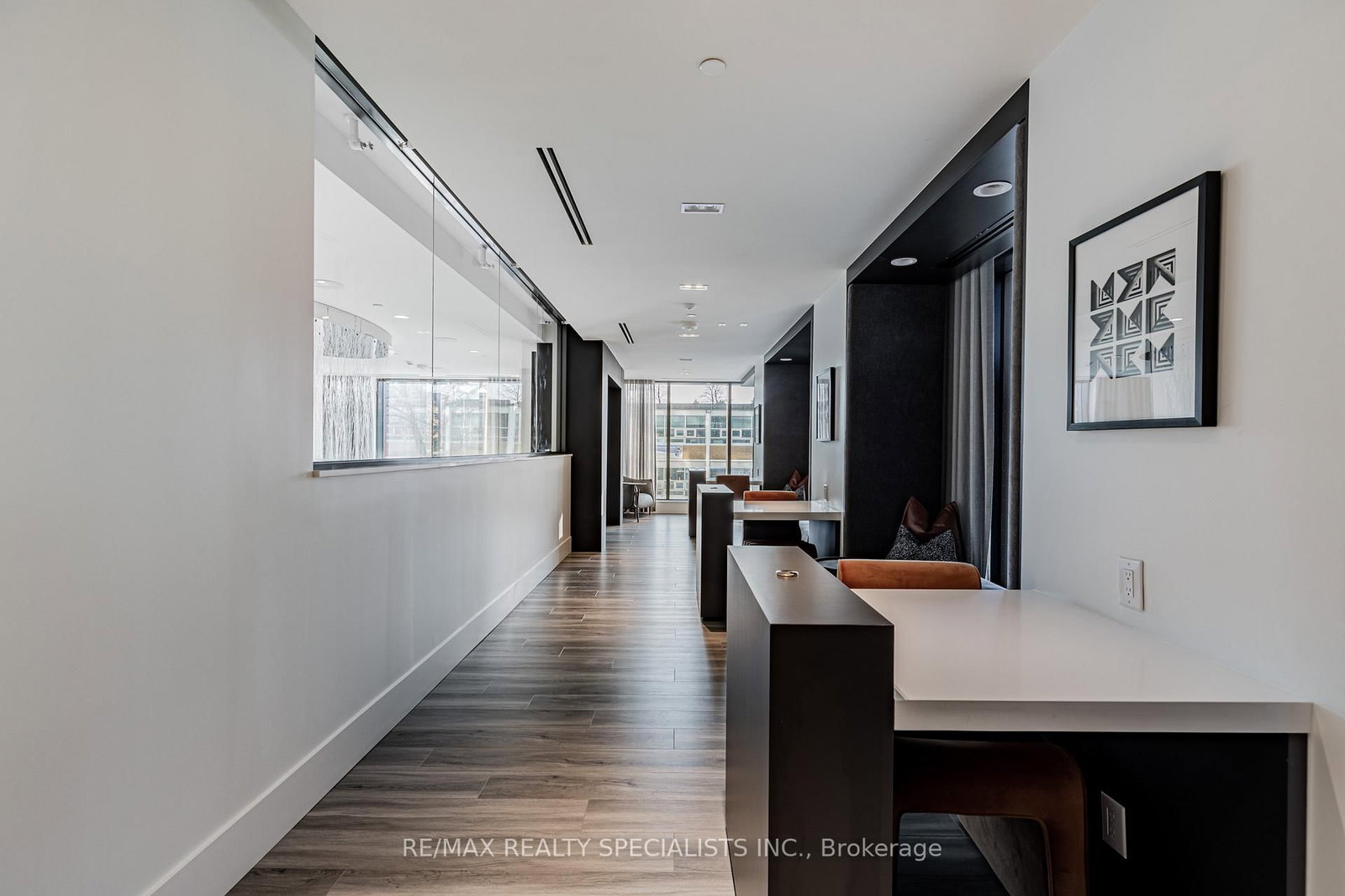 115 Denison Avenue, Unit 920 - Photo 20