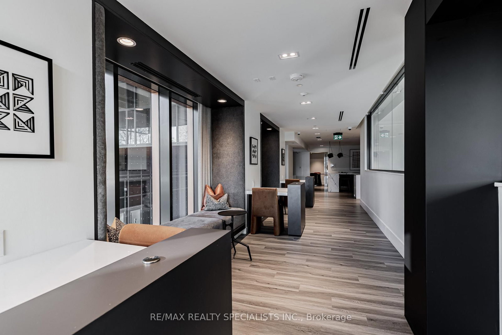 115 Denison Avenue, Unit 920 - Photo 21