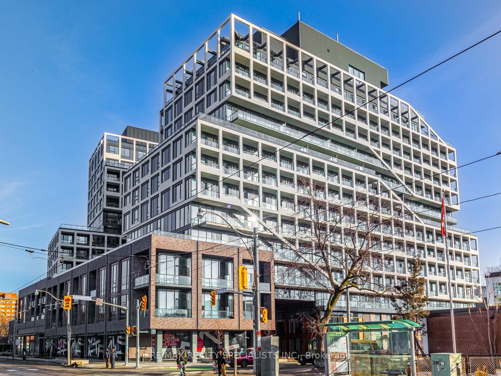 115 Denison Avenue, Unit 920 - Photo 3