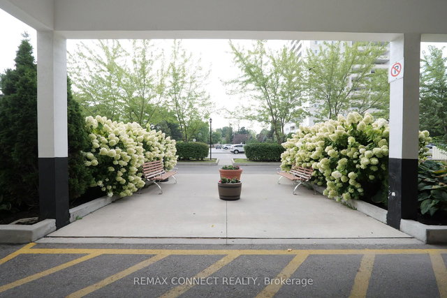 912 - 1360 York Mills Road