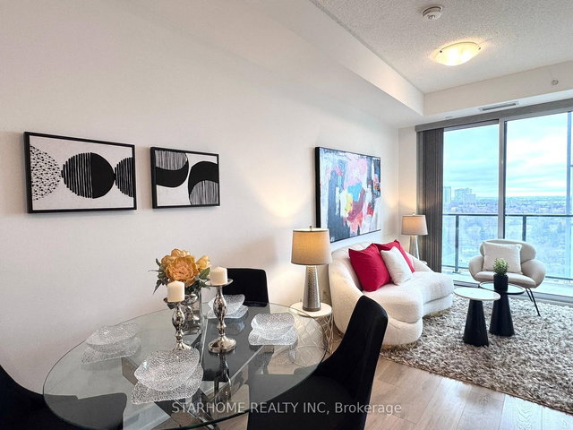 1406 - 128 Fairview Mall Drive