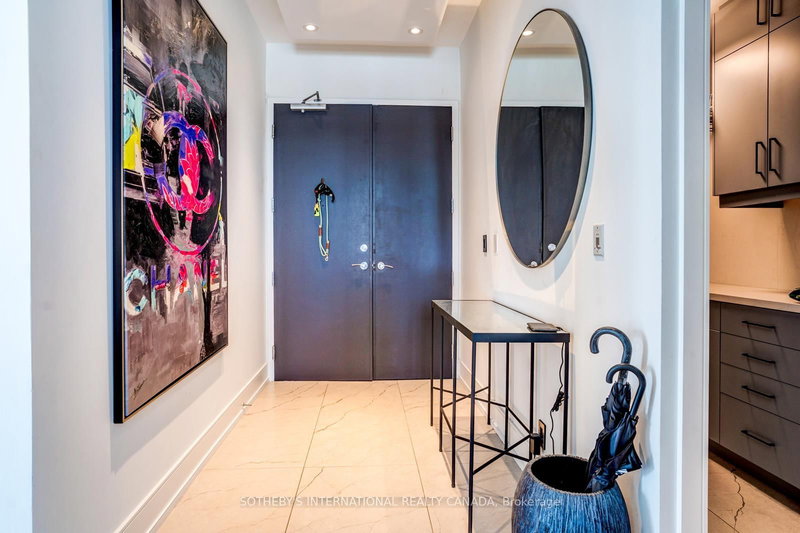 3801 - 81 Navy Wharf Crt, Toronto, M5V 3S1 | Image 2