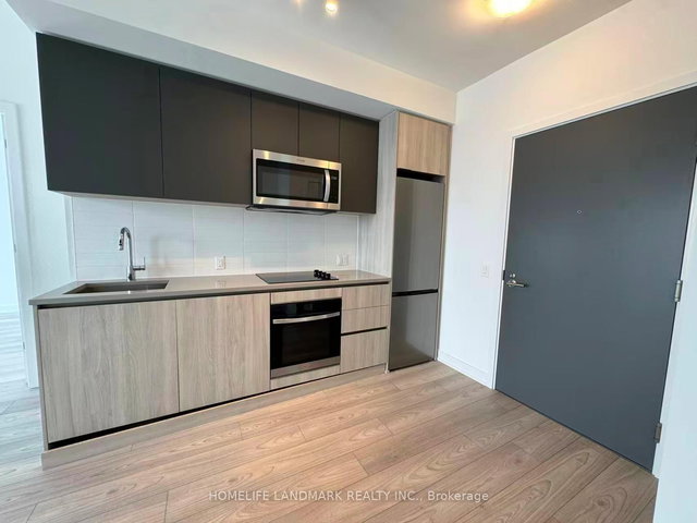 2310 - 5858 Yonge Street