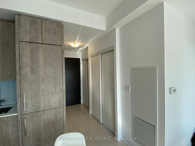 610 - 181 BEDFORD Road