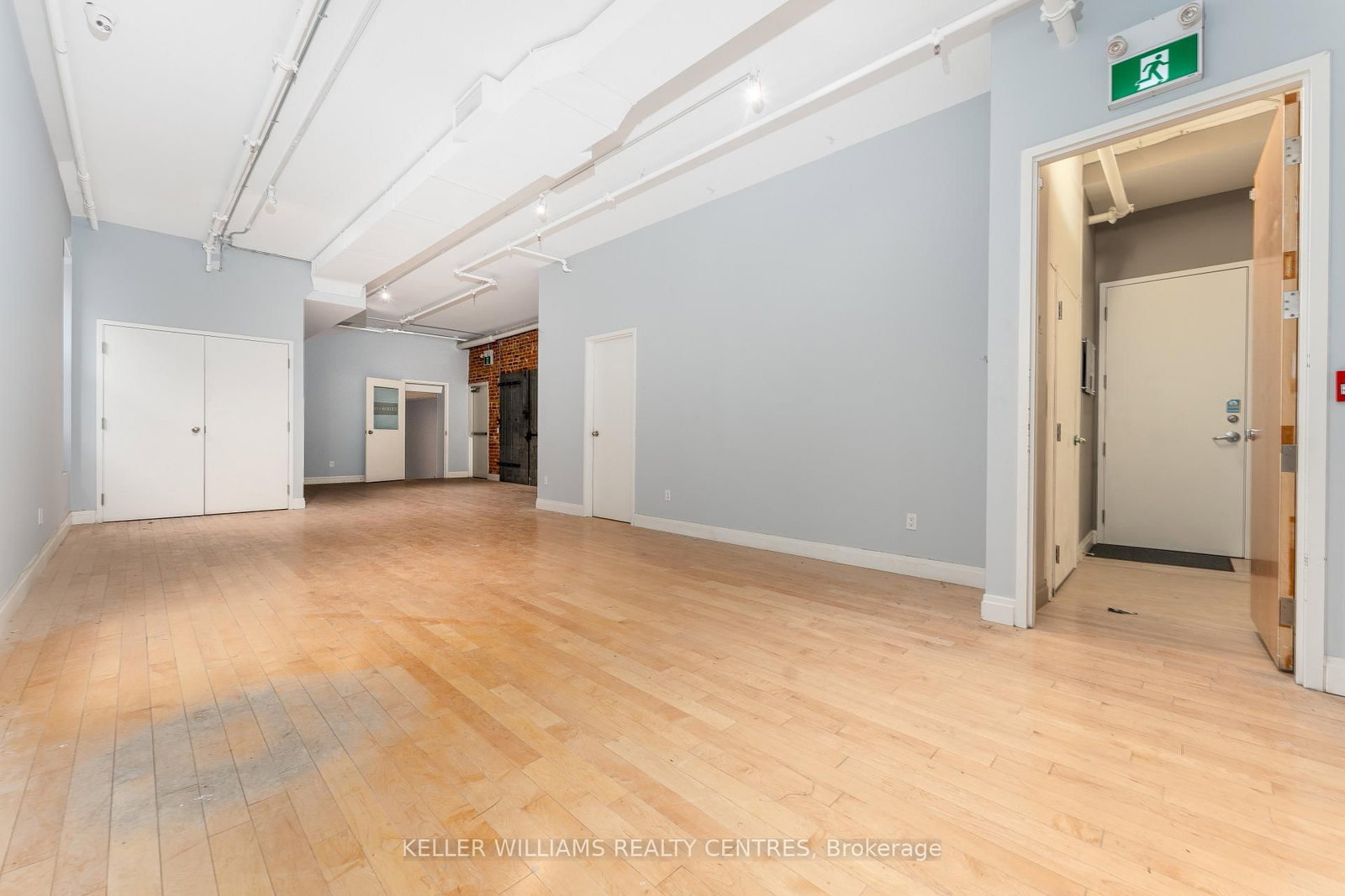 489 Queen Street W, Unit 201 - Photo 4