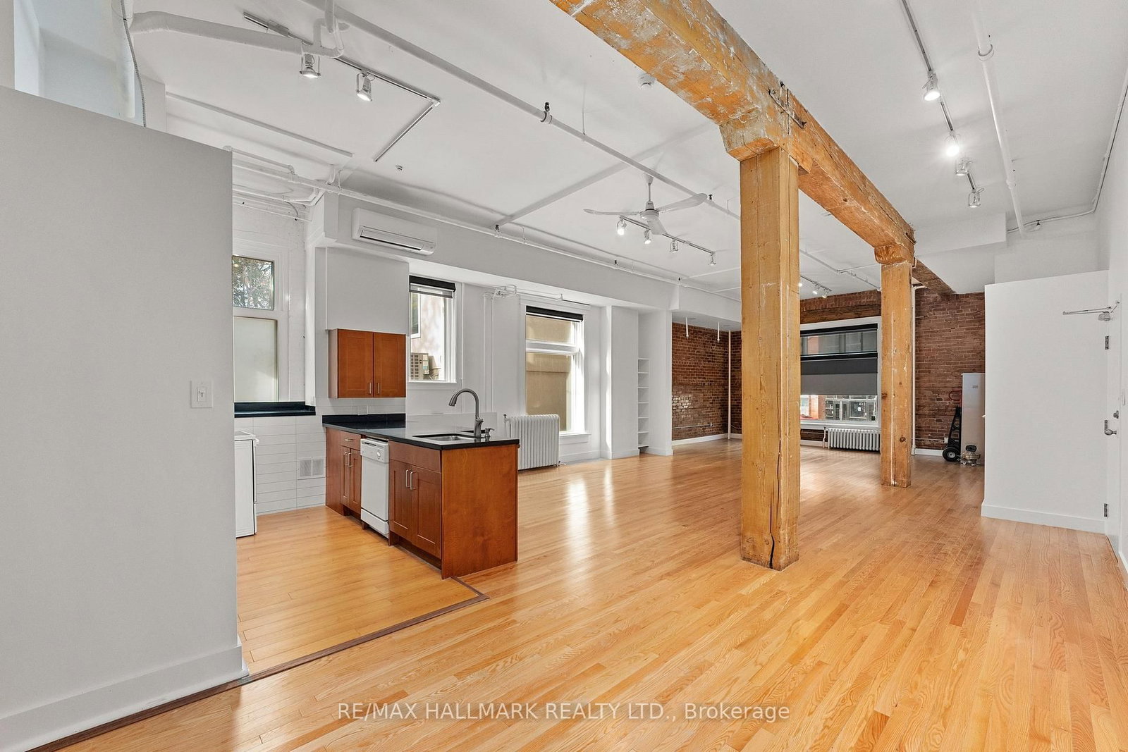 535 Queen Street E, Unit 5 - Photo 5