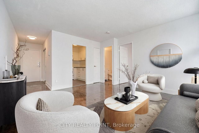 2412 - 33 Isabella Street