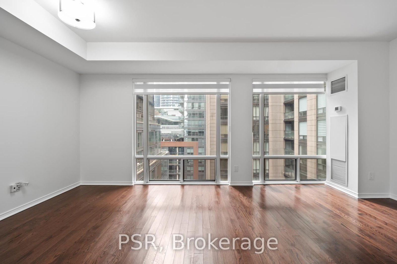 50 John Street, Unit 804 - Photo 2