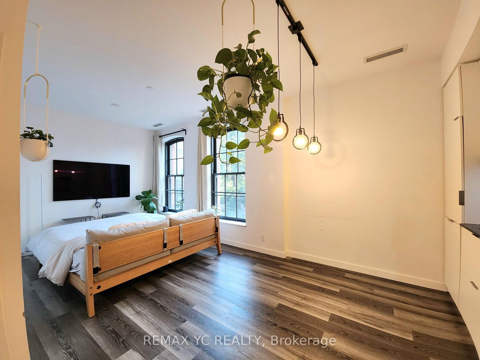 5 St. Joseph Street, Unit 317 - Photo 2