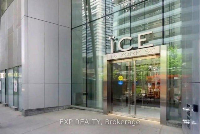 4008 - 14 York Street