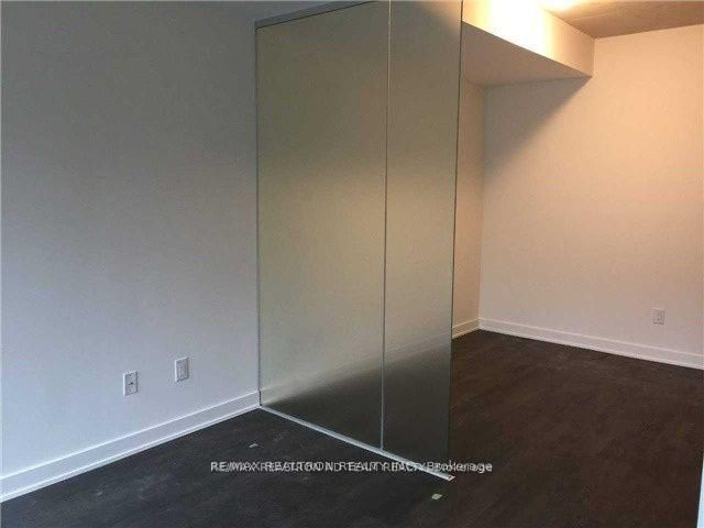 629 King Street W, Unit 417 - Photo 6