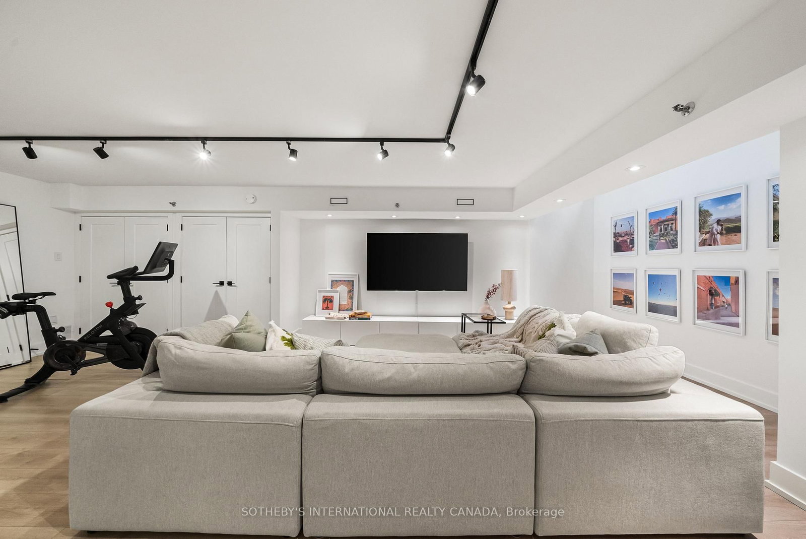 142 Pears Avenue, Unit A4 - Photo 27