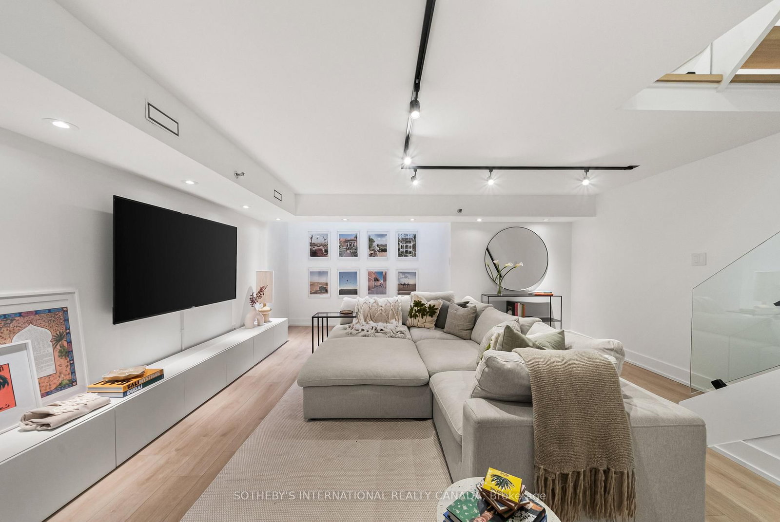 142 Pears Avenue, Unit A4 - Photo 30