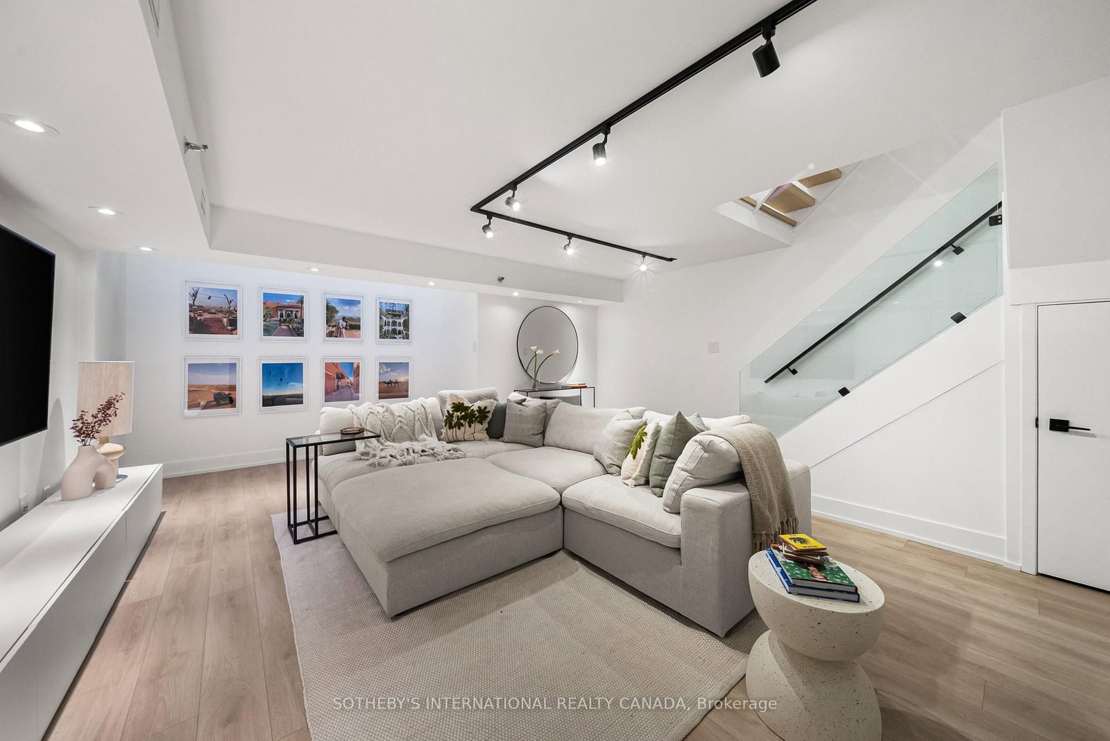 142 Pears Avenue, Unit A4 - Photo 31