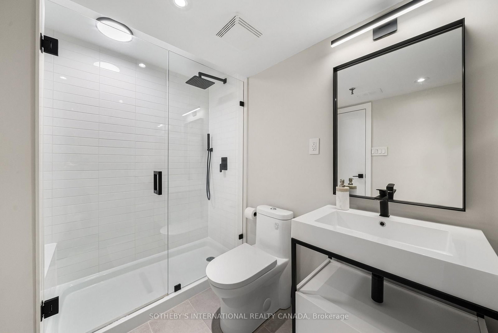 142 Pears Avenue, Unit A4 - Photo 34