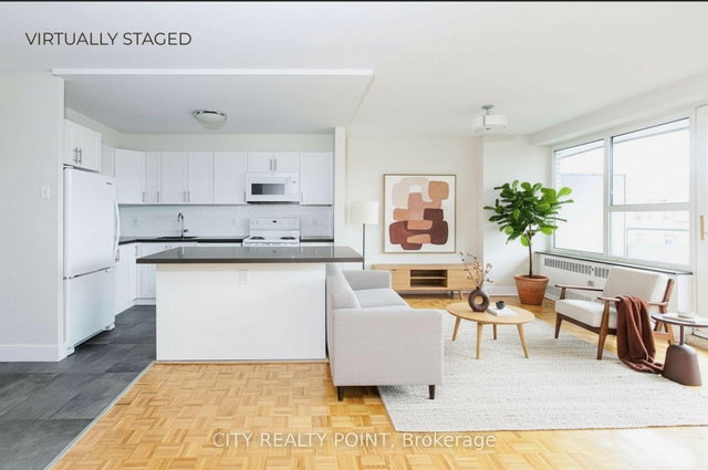 811 - 10 Shallmar Boulevard