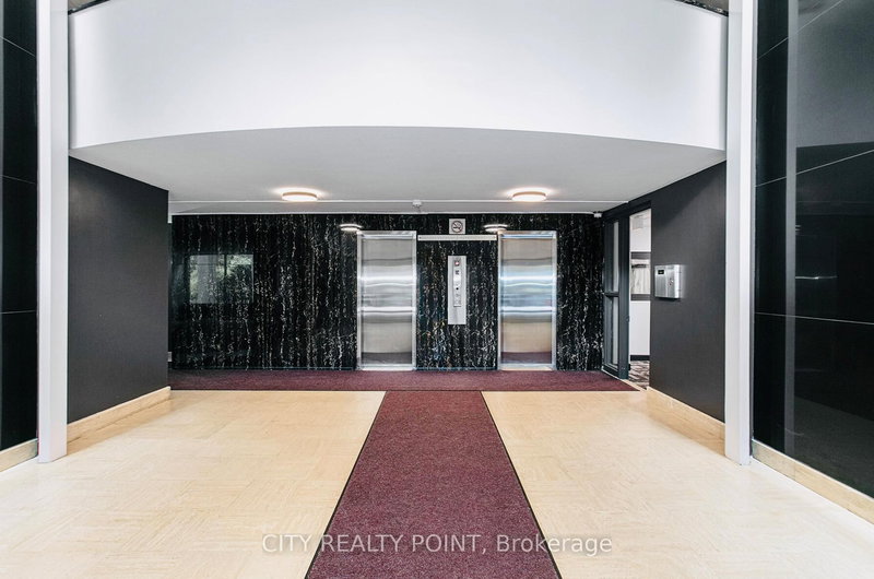 811 - 10 Shallmar Blvd, Toronto, M5N 1J4 | Image 3