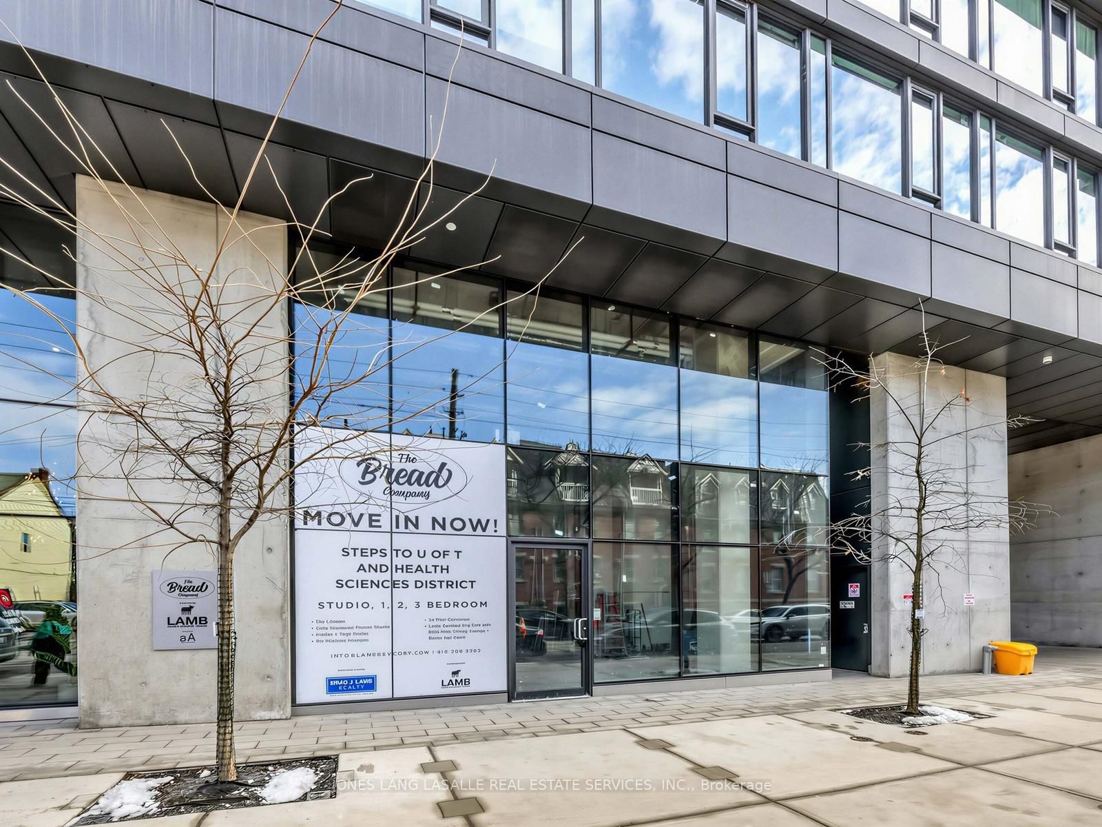 193 McCaul Street - Photo 2