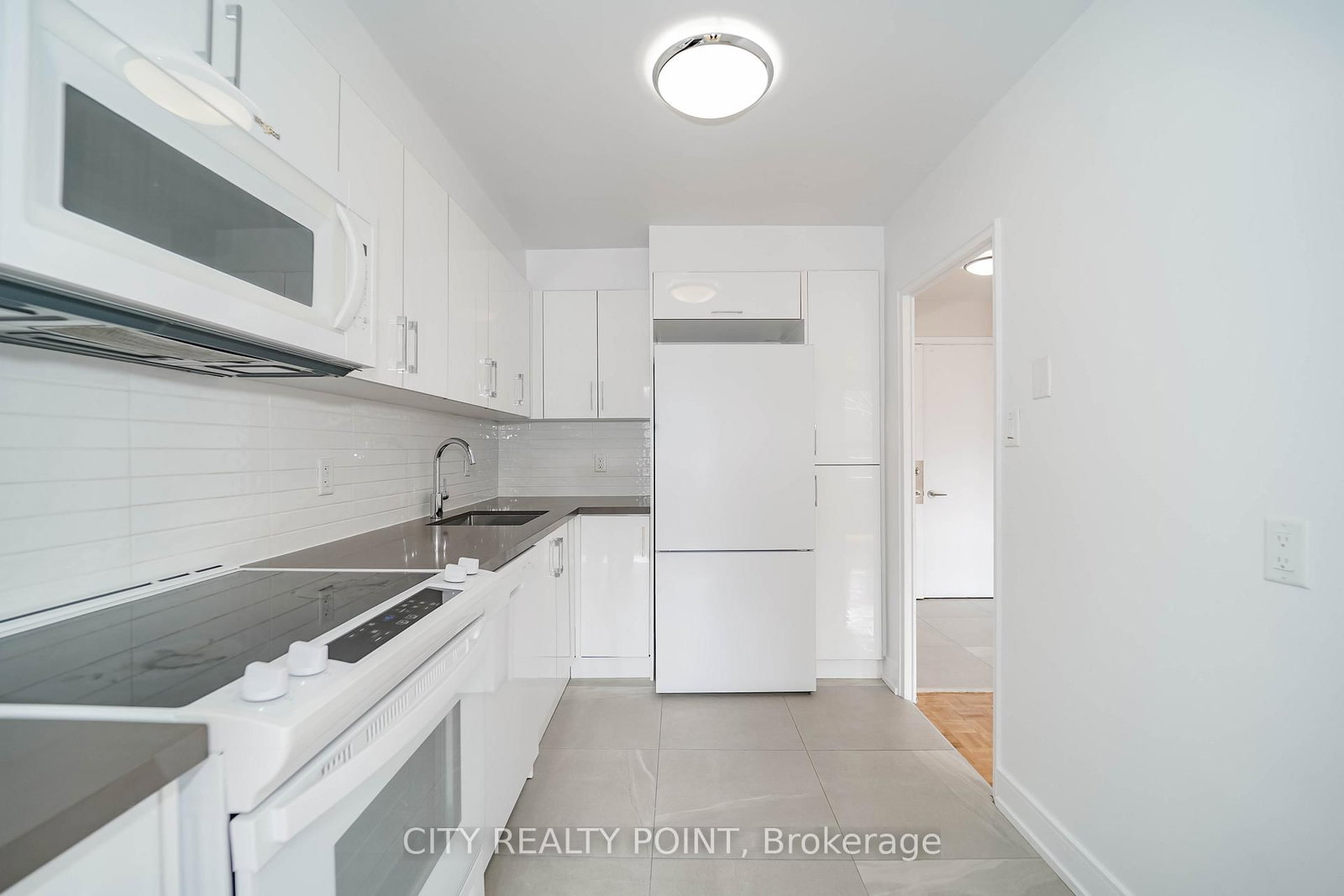 10 Shallmar Boulevard, Unit 509 - Photo 6